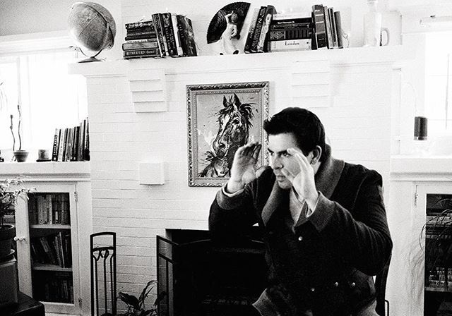 bryansheffield's tweet photo. Found this photo tonight of the handsome Eli Roth that I took almost 10 years ago for a magazine when they were promoting the movie about the nazi hunting team during WWII. Gorgeous cinematography. Great film. Tarantino is a genius. Should watch again. N… https://t.co/1TGLNLHKst https://t.co/5KZzer9eCJ