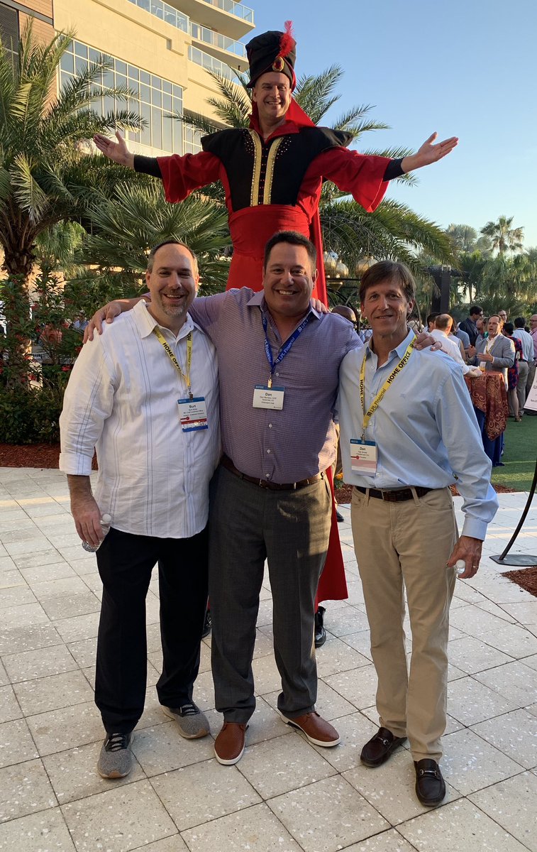 17thStJournal's tweet image. Hanging with the guys...#LPLMasters