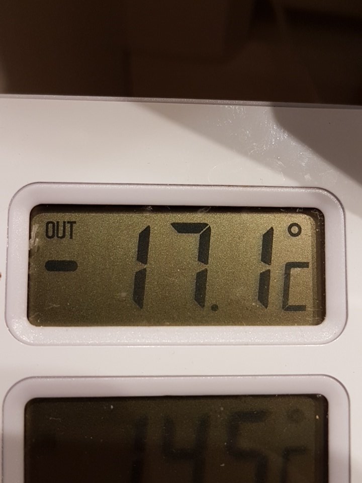 carlsbj's tweet image. Så du trodde mars betyr vår, sa du... #Oppdal #mellomvn @VaerTorsten @nrktrondelag

God morgen!