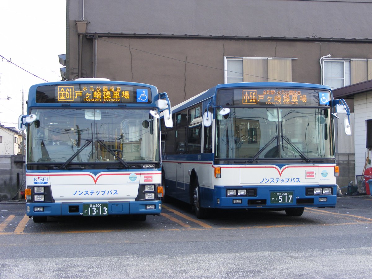 京成バス8187、8159(金町) 戸ヶ崎操車場にて。
