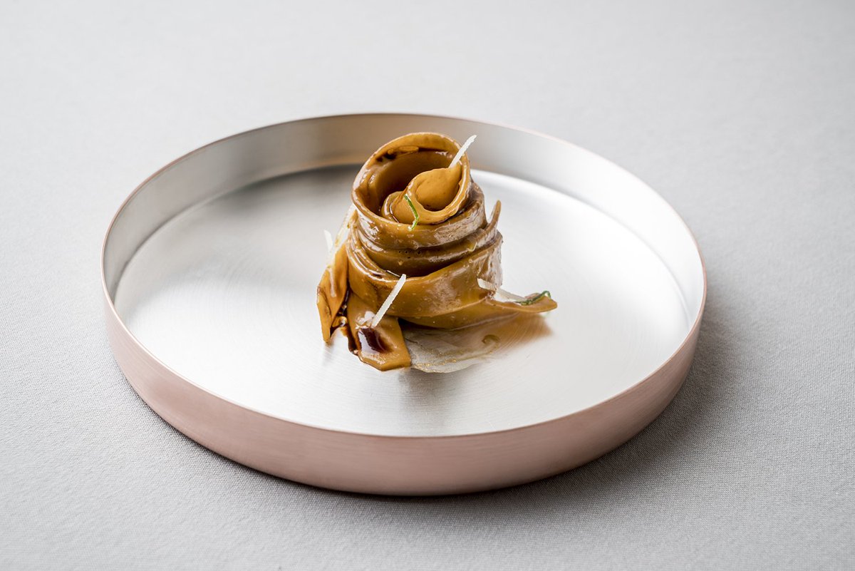 lsdm_official's tweet image. Pasta e Cipolla di Leali Andrea, chef del Ristorante Casa Leali di Puegnago sul Garda, per il #PrimoPiattoDeiCampi 2019. 
lsdm.it/2019/03/12/pas…