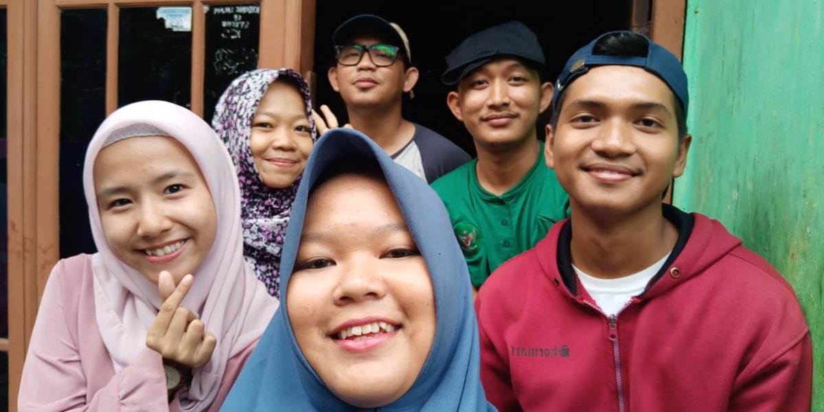 Alhamdulillah masih bisa kumpul walau ga semuanya..next mah kumpul semua ya😍