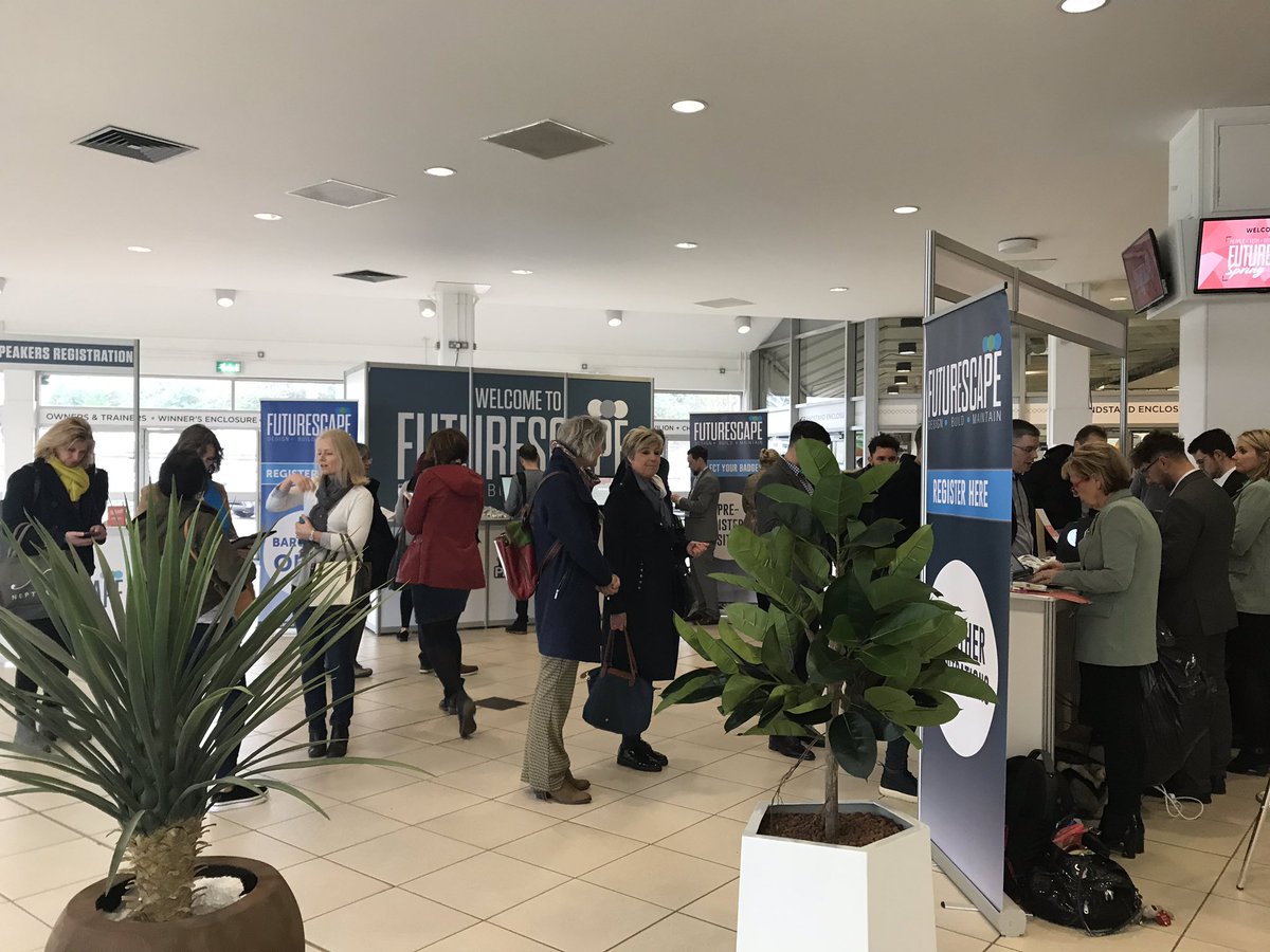 Lisaeljays's tweet photo. Glad to see lots of people arriving @FutureScapeUK - seminars have kicked off so have a great day everyone! #lovelandscaping #FutureScapeSpring #network #learn #inspire #futurescape https://t.co/fPS4sR7kzE