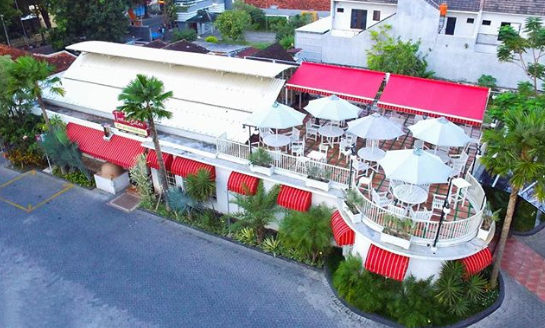 faveBojonegoro's tweet photo. Wherever the picture is taken, it will still look an awesome venue.

Info/ RSVP :
t : +62353 311 070
m : +6281 240 830 454

#cozyvenue #bojonegoro #favehotelbojonegoro #archipelagointernational https://t.co/iR04ah762h