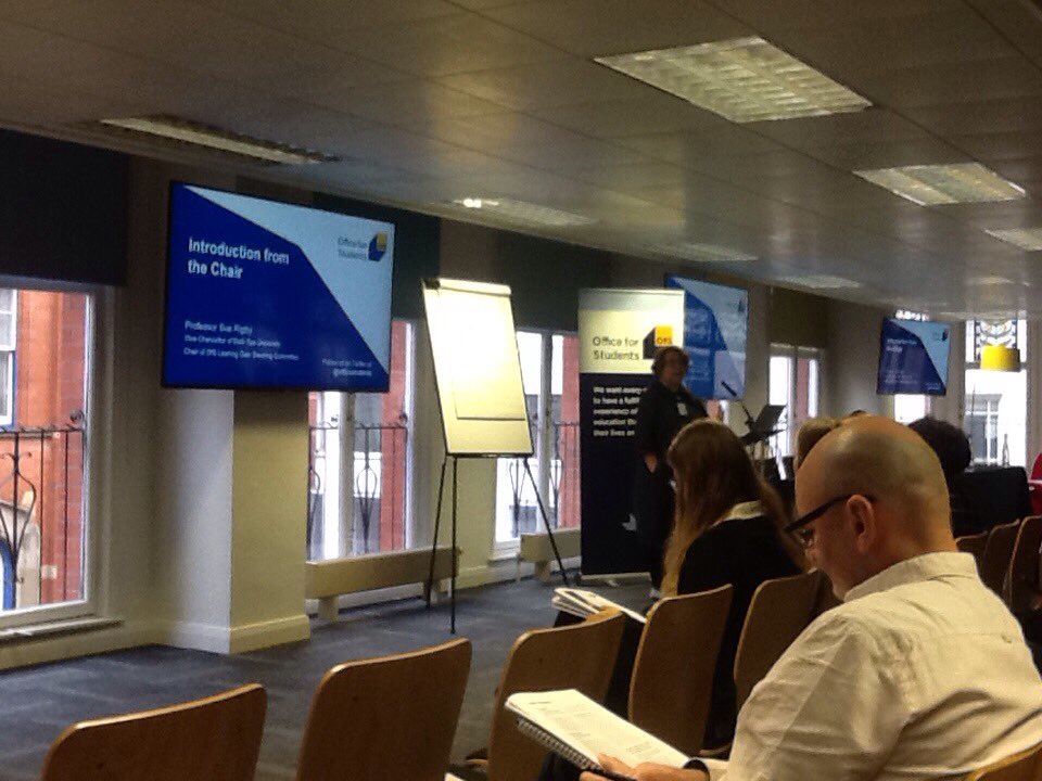 OliverLaity's tweet image. Learning about #learninggain again...what a tongue twister...Birmingham this time @UoECareers @pblackmore67 @officestudents @UniofExeter