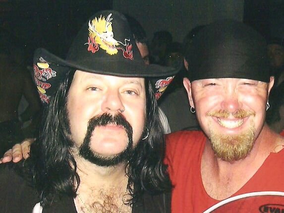 Always made me laugh. Gone too soon Happy Birthday Vinnie Paul  
