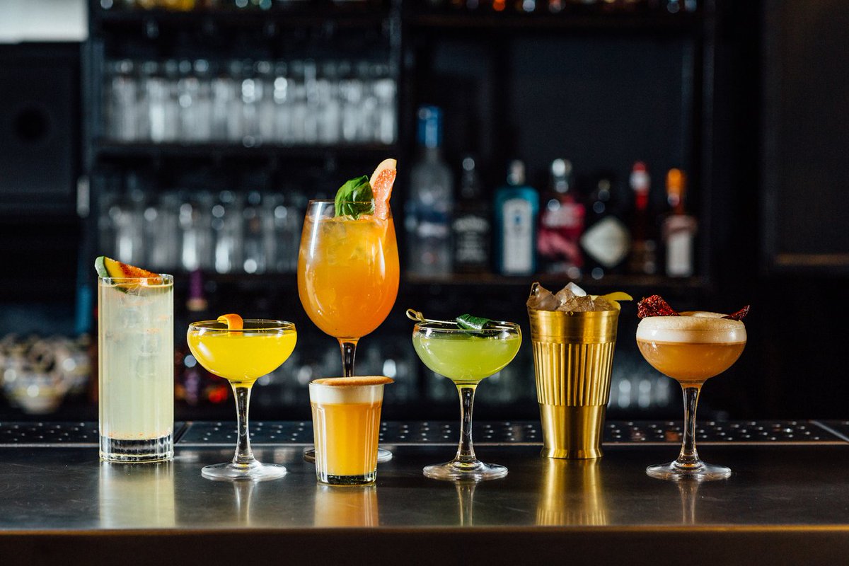 Saturday night! Sounds like the perfect time to head to #TalliJoe for some cocktails!