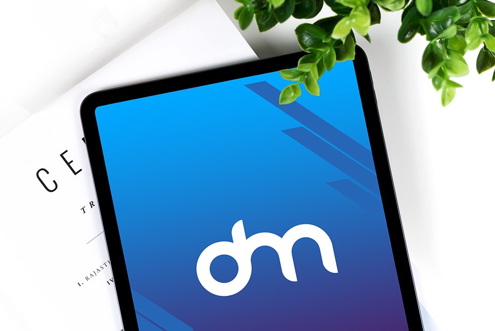 Download Mockup tweet media