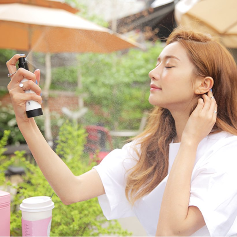 COCOHOUSE10's tweet photo. 💦GIẢM SẠM DA VỚI XỊT KHOÁNG💦
Link sp: https://t.co/zxvM7iLnGZ…
#cocohouse #3ce #mist #xitkhoang #3cexitkhoang https://t.co/FZgVZHL4zB