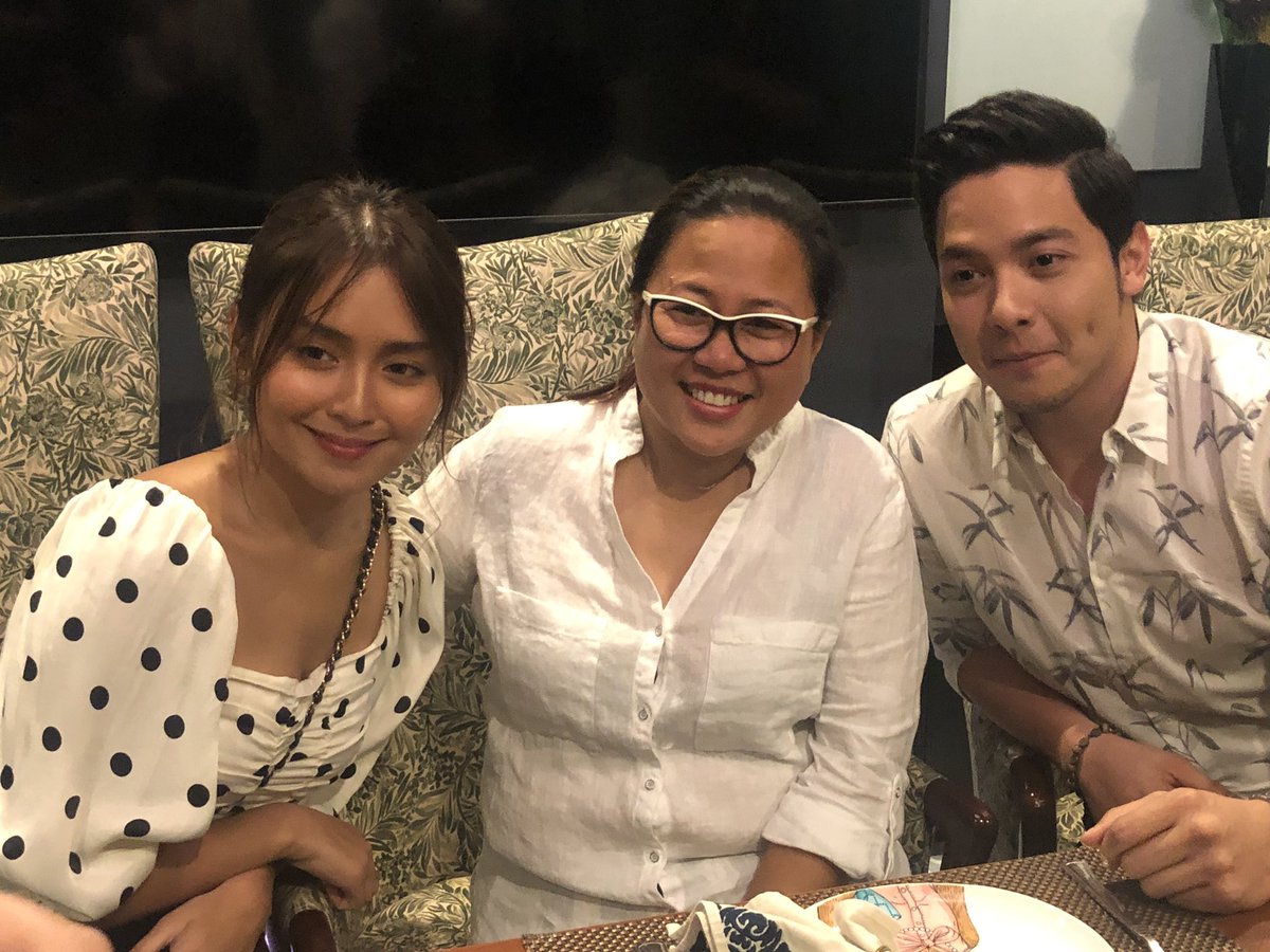 mjfelipe's tweet photo. Direk Cathy revealed that ninety-percent of the movie will be shot in Hongkong and they will start filming next month. No title yet but the story will revolve around new age OFWs in HK. #KathrynAldenMovie2019 https://t.co/kszvKLAnvh