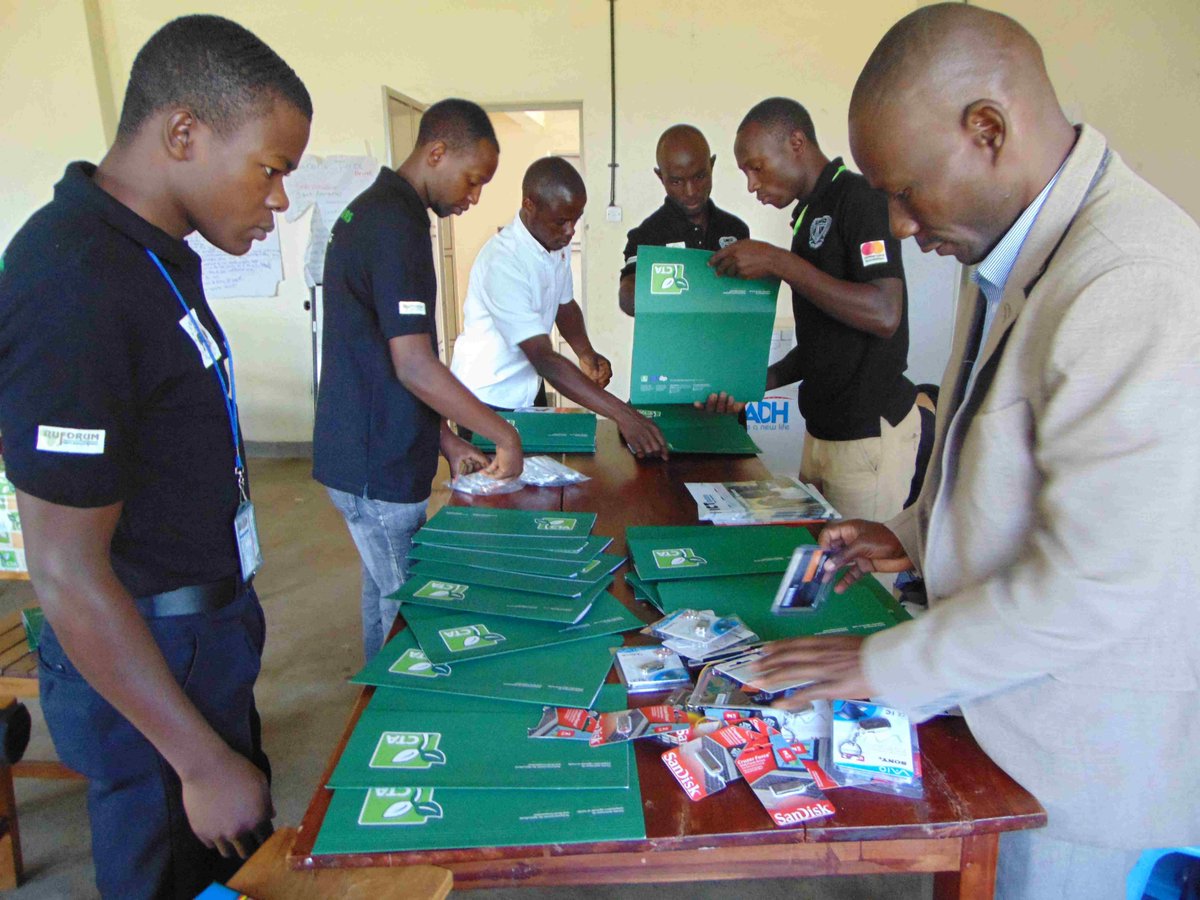 kasomaPaul1's tweet photo. Preparing @CTAflash training tool kits and @youthsintechug USB Disks loaded with Web2.0 Training Data and currently our expert trainers are doing their best. @web2fordev @Web2ICM @NetSquared @Net2uganda @bsu_incubator
@Mastercard @ruforumsec #BSUniversity #web2icm #web2Training https://t.co/GFlNXHWzit
