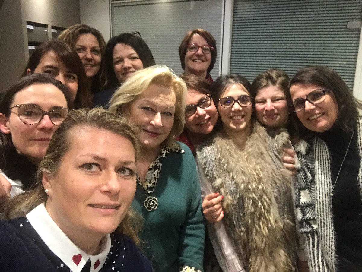 Soirée énergisante sur le thème des #mandats pour une meilleure représentation  féminine 🚀💪🏼 bravo à toutes #Isere #NordIsere #FCE cc <a href="/FCEFrance/">FCE France</a> <a href="/fcetoulon/">Fce Toulon</a> <a href="/FceBasRhin/">FCE du Bas-Rhin</a> @FCE_Normandie <a href="/PanseriS/">Panseri anne-sophie</a> <a href="/FceOise/">FCE Oise</a>