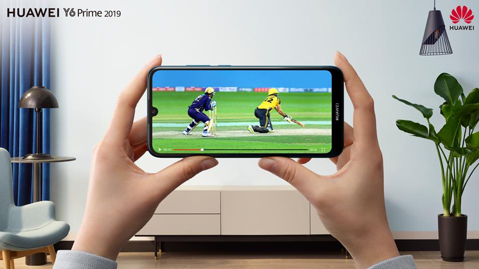getcsassignment's tweet photo. Play without boundary & immerse yourself in the moment with the 6.09" Dewdrop display of #HUAWEIY6Prime2019. Feel the real thrill of every game just the way it is intended to be. Check out more details https://t.co/c00T4xoTlx #HuaweiMobile #HuaweiTechnology #TrendingNow https://t.co/F9dQoAcsb9