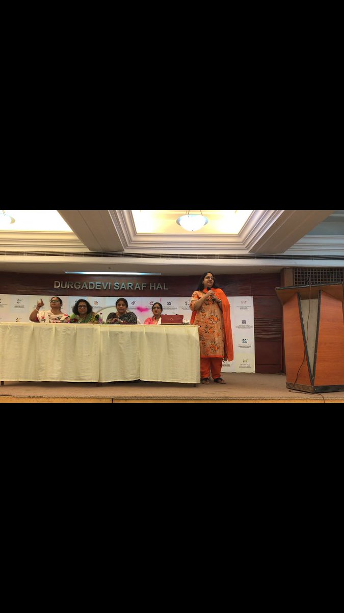 voicevision_in's tweet photo. Today at saraf college sensitise and motivated on the topic of ‘women’s changing role and status in the society’
#voicevision #disability #sensitization #visuallyimpaired #motivation #awareness #inclusion #independence #sarafcollege #womenempowerment #womensdayspecial https://t.co/I9VoonXEJK