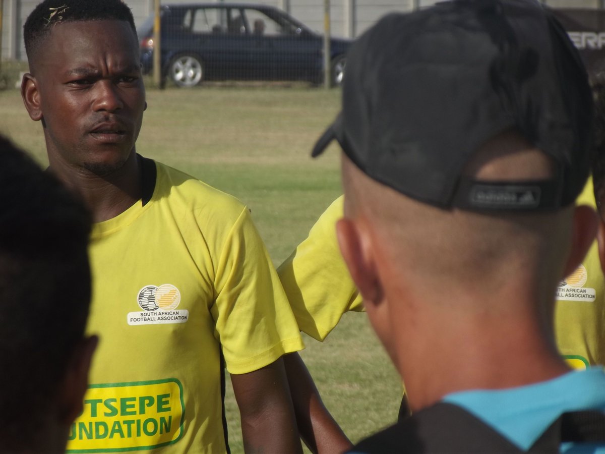 PEStarsFC's tweet photo. π΄β« Patiently waiting for our next match.
#PEStarsFC #OneTeamOneCity #NFDAwaits #ABCMotsepeLeague https://t.co/5BJ1YQKvDY