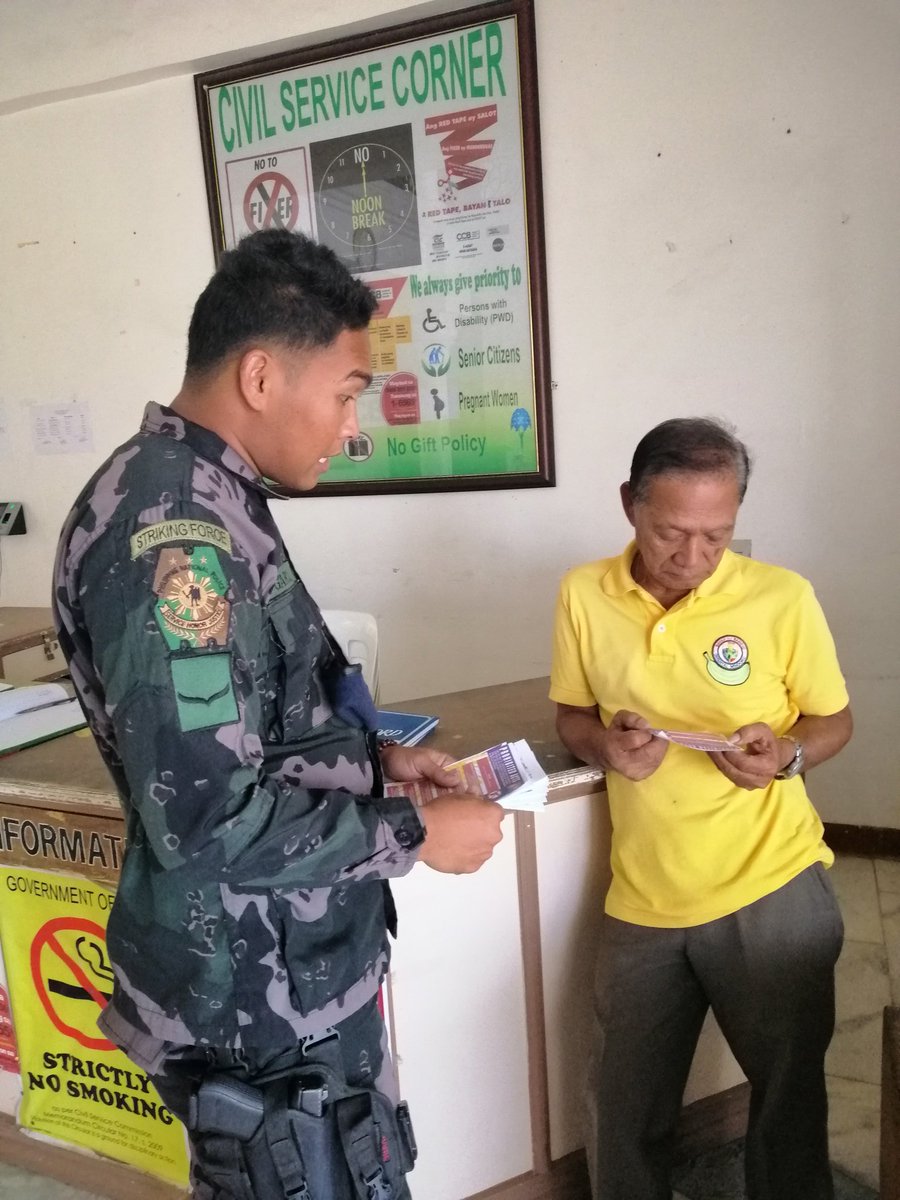 RSTU4B's tweet photo. Today! Personnel from this under the supervision of SPO1 ISIDORO L NIEVA OPERATION/PCR PNCO distributed flyers regarding Special Advisory GUN BAN and Election 2019 at the Municipal Hall of Bansud Oriental Mindoro.. https://t.co/qwDvmkhhBP