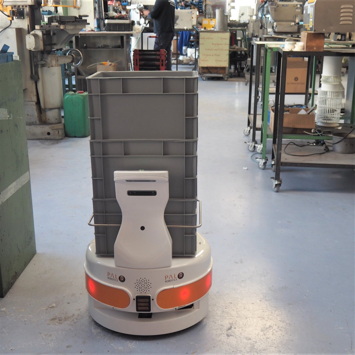 RT @PALRobotics: 🏭🤖 Robots are driving the transformation of #industry and #logistics, how is this happening? The answer, at #ERF2019 👉 blog.pal-robotics.com/european-robot… @eu_Robotics #autonomousmobilerobots #autonomousvehicles #stocktaking #collaborative #cobot