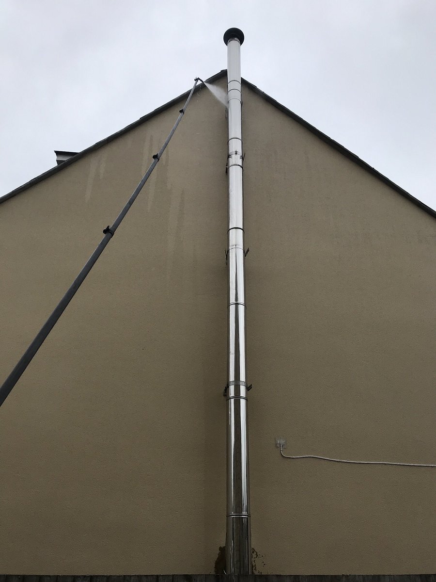 ACleanerGroup's tweet image. Not only does a clean house look great, it is also better for your health to remove the Black fungi. It’s what we do.