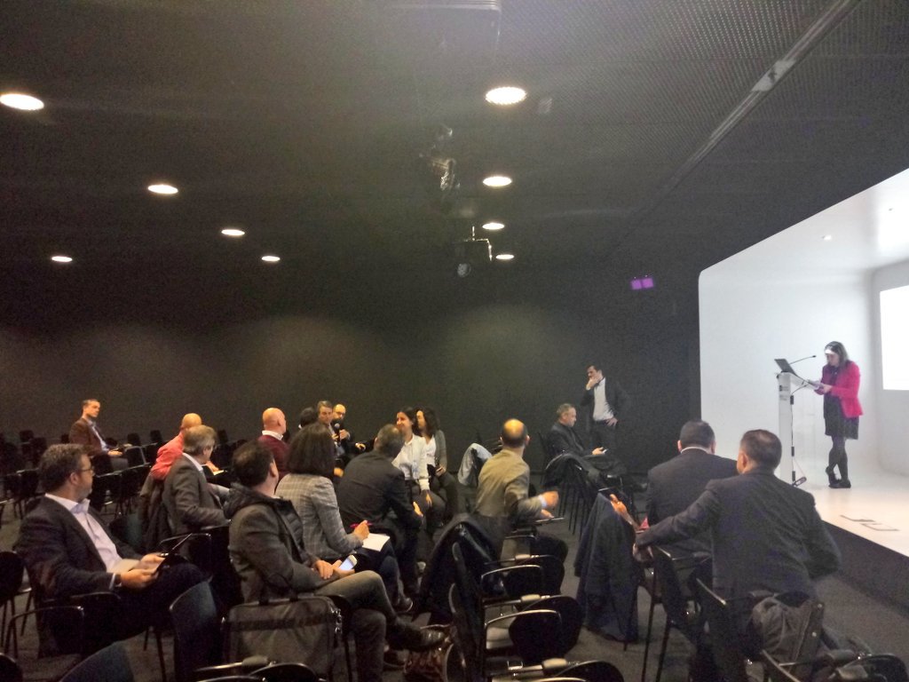 Cluster_Digital's tweet photo. Comencem el #DiaClústerDigital amb l'Assemblea General, on es presenten els resultats del 2018 i el reptes per al 2019 https://t.co/2KyOZMDC2E