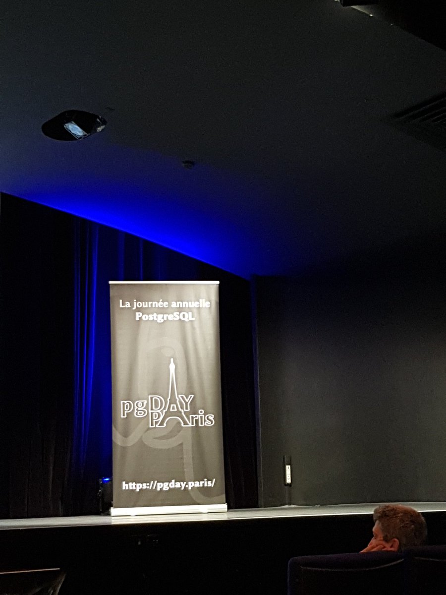 ZouheirCadi's tweet image. Attending #pgdayparis #posgresql