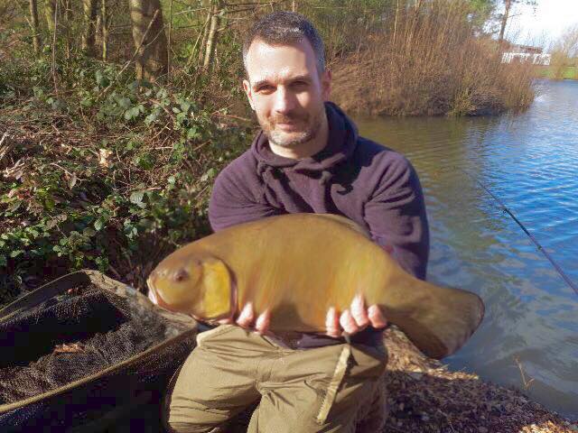 cobbleacrepark's tweet photo. Lee Nicol caught this Tench at the weekend on Adam's lake using a maggot feeder.
#tench #adamslake #cobbleacre #fishing #angler #norfolkfishing #norfolk #hevingham https://t.co/qx8gDNRpeI