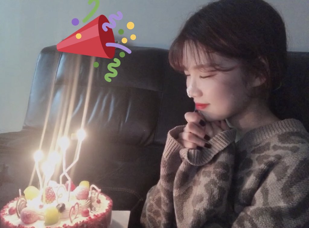 pbyerim's tweet photo. 190310 | #YERIM

—Yerim’s birthday. https://t.co/3ytGGlmIAp