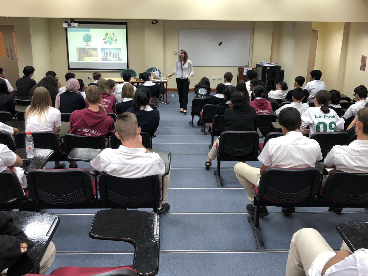 RWA_IBMYP's tweet photo. Grade 10 students attended a session conducted by Lanterna Education. A glimpse into life in the Diploma Programme! #rwamyp #rwaachievement https://t.co/r3hMzSlXYA