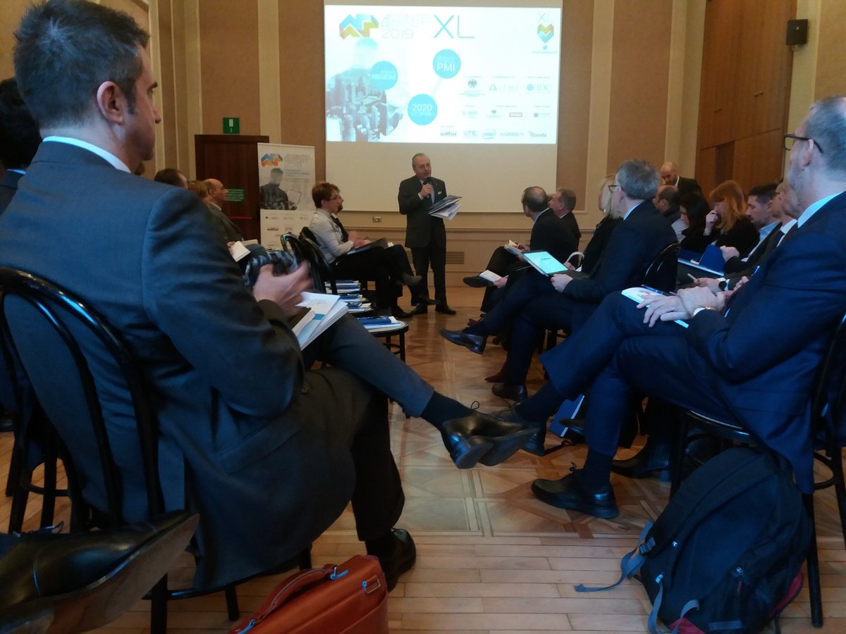 Assintel's tweet image. Oggi talk show #AssintelReport19 con @ReNatoGeremicca: nuovi dati XL sul mercato #ICT nelle PMI e nelle regioni