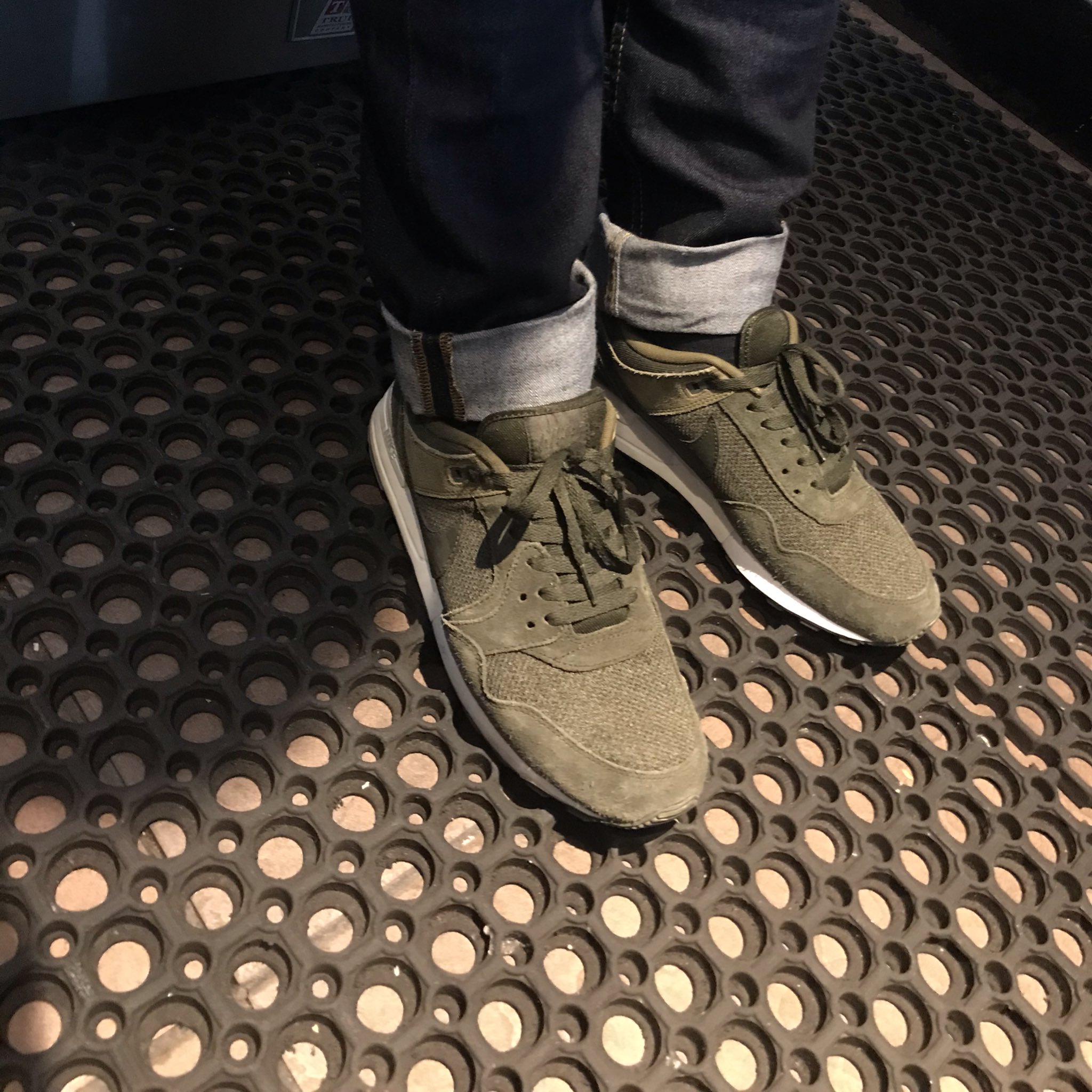nike air pegasus 89 sequoia