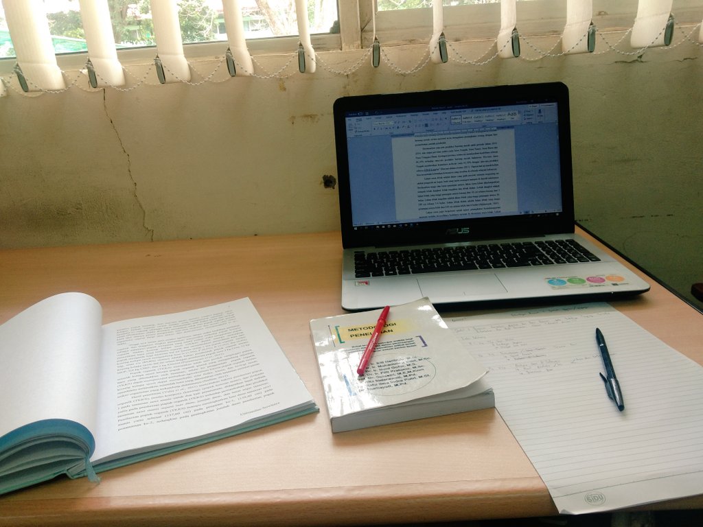 nrohhman's tweet photo. Yang di tunggu-tunggu mahasiswa, dan sekarang giliran aku. https://t.co/NO8oD4TTEg