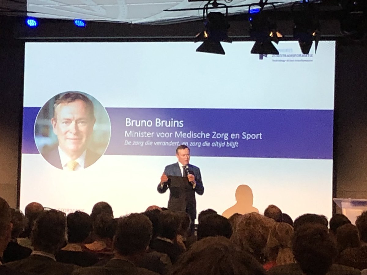 OlsthoornSander's tweet photo. Congres #Zorgtransformatie: minister Bruno Bruins kondig wettelijke verplichting gegevensuitwisseling aan. @MinVWS  @MedMij @BeBrightEU https://t.co/Inrp3xFteG