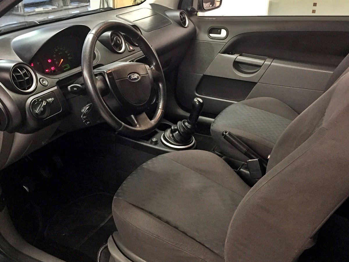 tangocargroup's tweet photo. #Ford #Fiesta 1.4 #Diesel 50 Kw del 2003
#UNIPROPRIETARIO
Veicolo perfetto per #neopatentato, con cerchi in lega, servosterzo, #climatizzatore manuale, fendinebbia, #alzacristalli elettrici.
Prezzo di vendita Euro 1990
interamente #finanziabile
si valutano #permute #TangoCarGroup https://t.co/PSsKj9eVfW