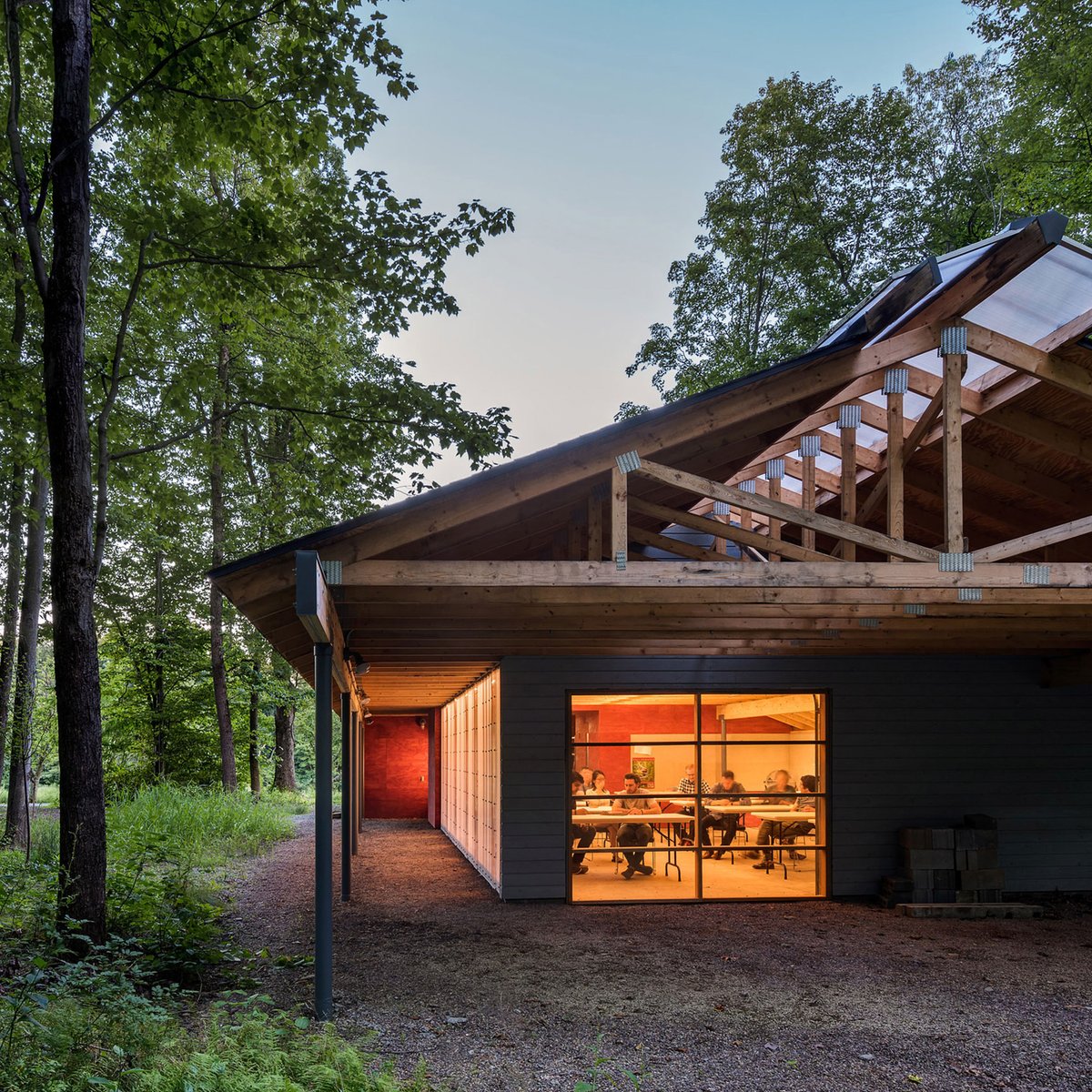 dezeen's tweet image. Fallingwater outbuilding renovated into student workshop and studio by Bohlin Cywinski Jackson: at.dezeen.com/2H7ZQ7W