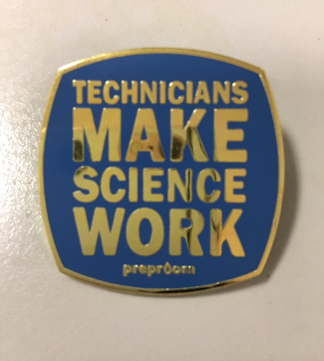 sciencecrewSA's tweet photo. Thank you @Preproom for our badges. We love them ๐ #techniciansmakesciencework https://t.co/h5j6yGP5Ne