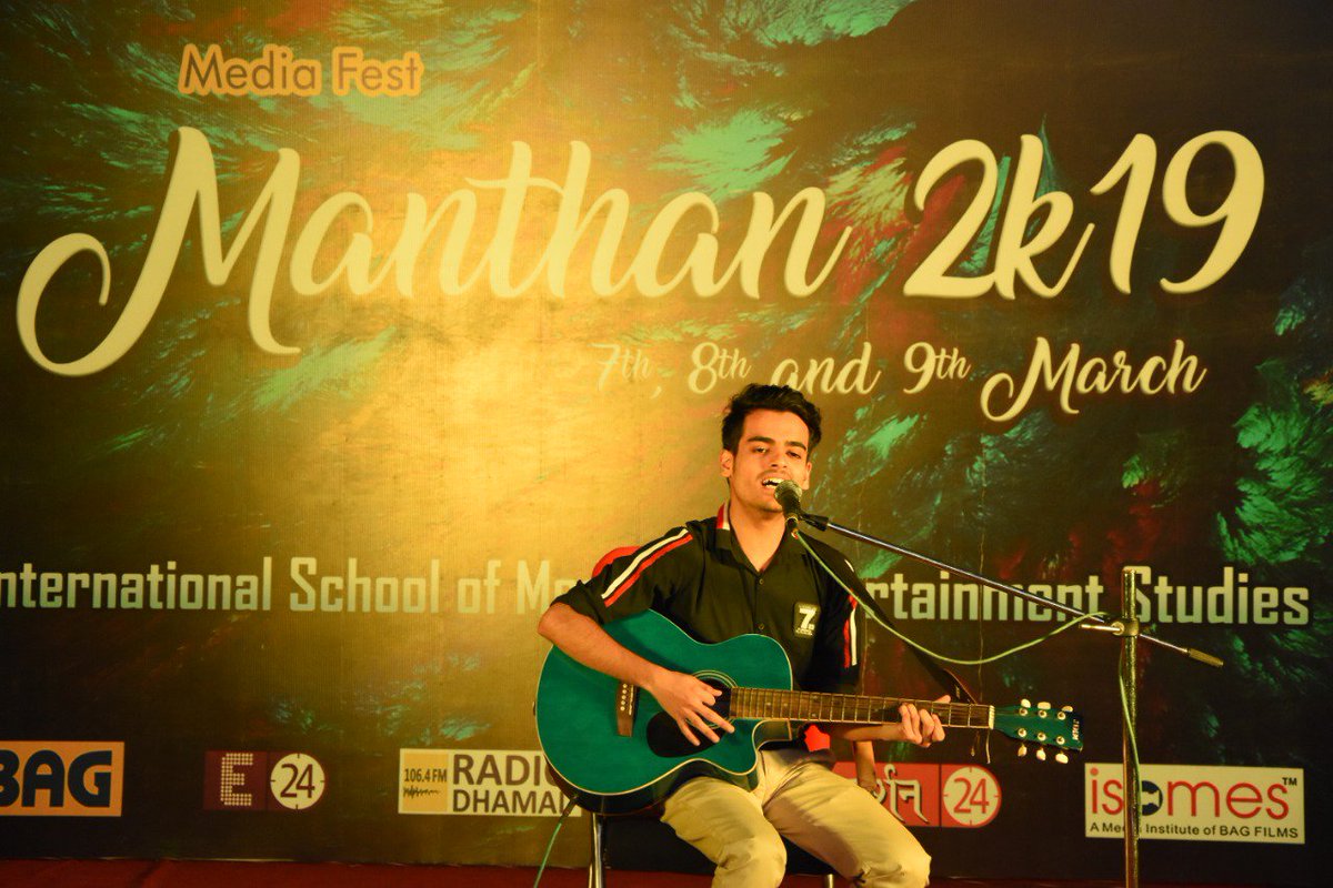 isomesofficial's tweet photo. #TuesNews @isomesofficial #manthan2k19 #annualfest #CompetitionTime #solo #Singing https://t.co/XhChtmYoir