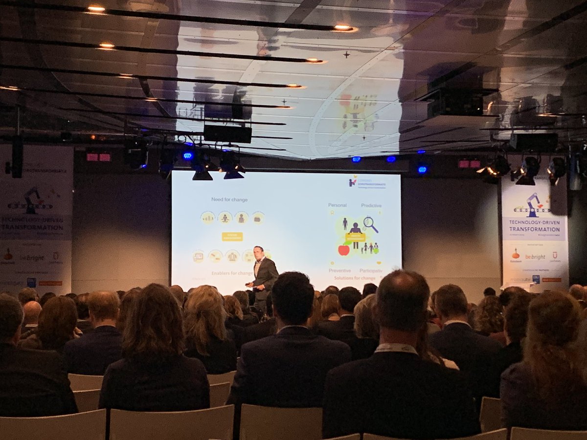 Openingscongres van <a href="/vakbeursZorgICT/">Zorg&ict</a> en @zorgtotaal met minster BrunoBruins en dagvoorzitter <a href="/LeaBouwmeester/">Lea Bouwmeester</a>. De komende dagen ontvangen wij <a href="/jaarbeurs/">Jaarbeurs</a> 30000 zorgprofesionals en bestuurders om de zorg in Nederland weer een beetje efficiënter en leuker te maken #zorgtransformatie