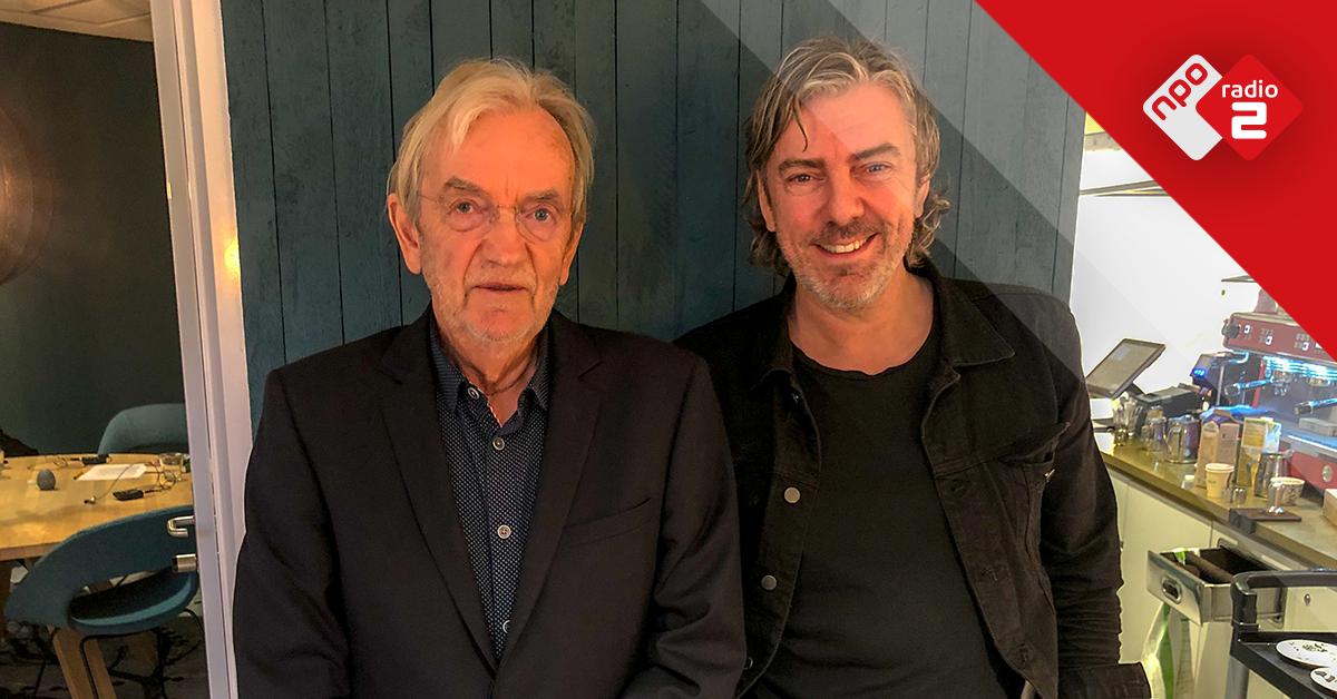 NPORadio2's tweet photo. Wie is de held van #LexHarding, wat zou hij willen overdoen en wie was zijn allermoeilijkste pupil? Hij vertelt het aan @ruuddewild in een nieuwe aflevering van #30MINUTENRAUW. Luister hier: https://t.co/0S3hBQiSJA #NPORadio2 https://t.co/wKkmF7RPG3