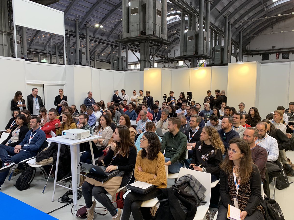 clinic_seo's tweet photo. Lleno en el #clinicseo https://t.co/7XSwo7mEhw