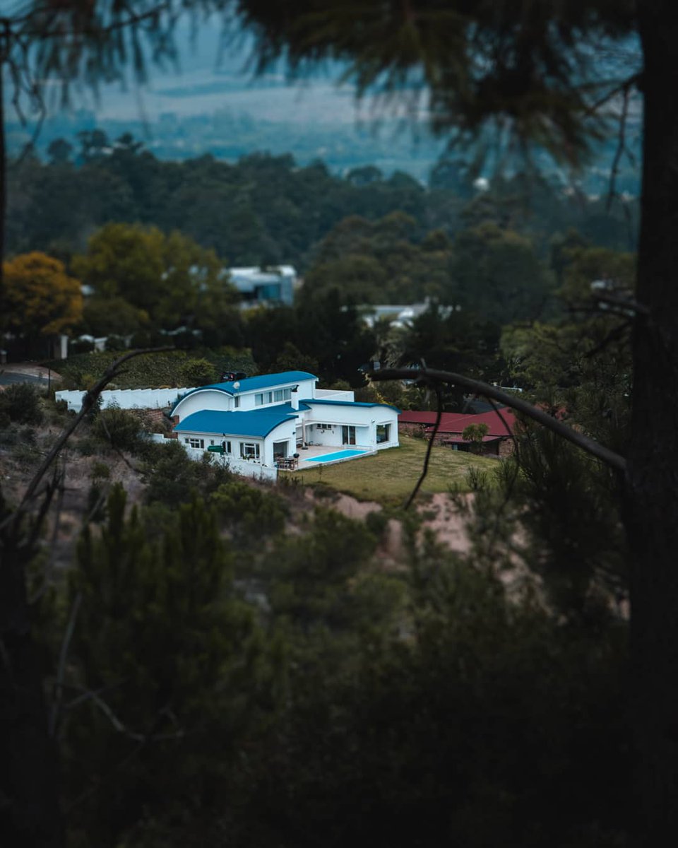 astonarndt's tweet photo. What a neat house
https://t.co/o9HVNkTIKO https://t.co/5EWuZvHBQ3