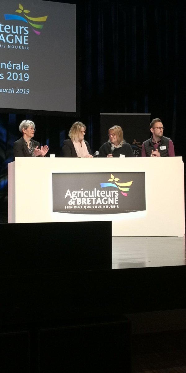 Laura #agribretagne : participer aux événements Agriculteurs de Bretagne, c'est l'assurance de passer de bon moments avec une bonne équipe pour expliquer nos metiers