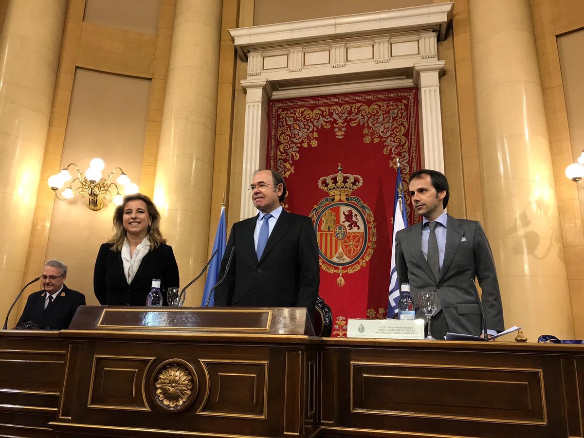 sekintschools's tweet photo. “Enseñar a dialogar para convivir”, el presidente del @Senadoesp, Pio García Escudero felicita a la Institucion Educativa SEK en la apertura de la XIII edición de @SEKMUN, modelo de funcionamiento de las @ONU_es #SEKMUN2019 https://t.co/29CbD2yUJE