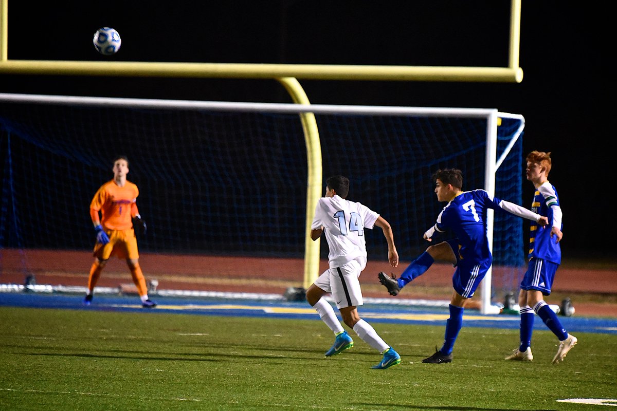 Robinson 3, Centreville 2.  W for  <a href="/RoboBoysSoccer/">Robinson Boys Soccer</a>