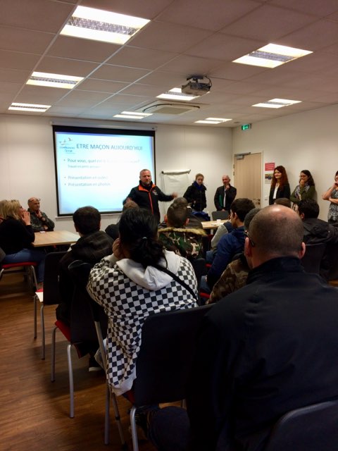FTravail_GE's tweet photo. #AvecPoleEmploi #Reims focus sur le #BTP. 4 agences, 4 métiers à découvrir, 4 actions. La #formation, les opportunités du secteur, des rencontres et des échanges avec des professionnels et des recruteurs au coeur de cette journée dédiée. https://t.co/kLoL0xHLjK