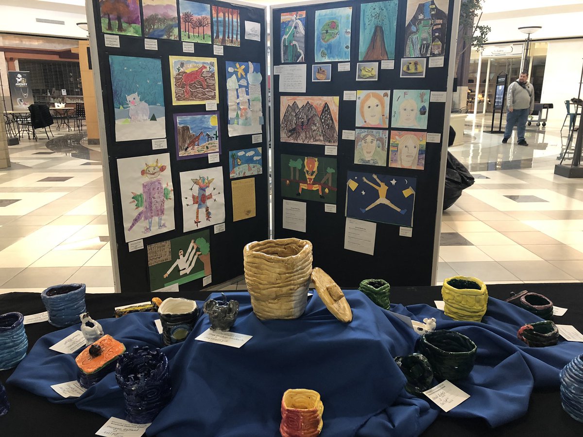 The BES Art Room tweet media