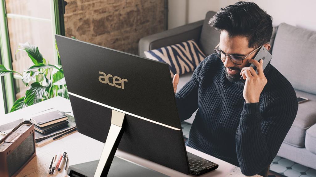 Acer's tweet image. Tidy desk, tidy mind. Unlock new levels of order with the elegant Aspire S 24 all-in-one desktop. #OrganizeYourHomeOfficeDay Peace of mind this way: spr.ly/6018EXnz6