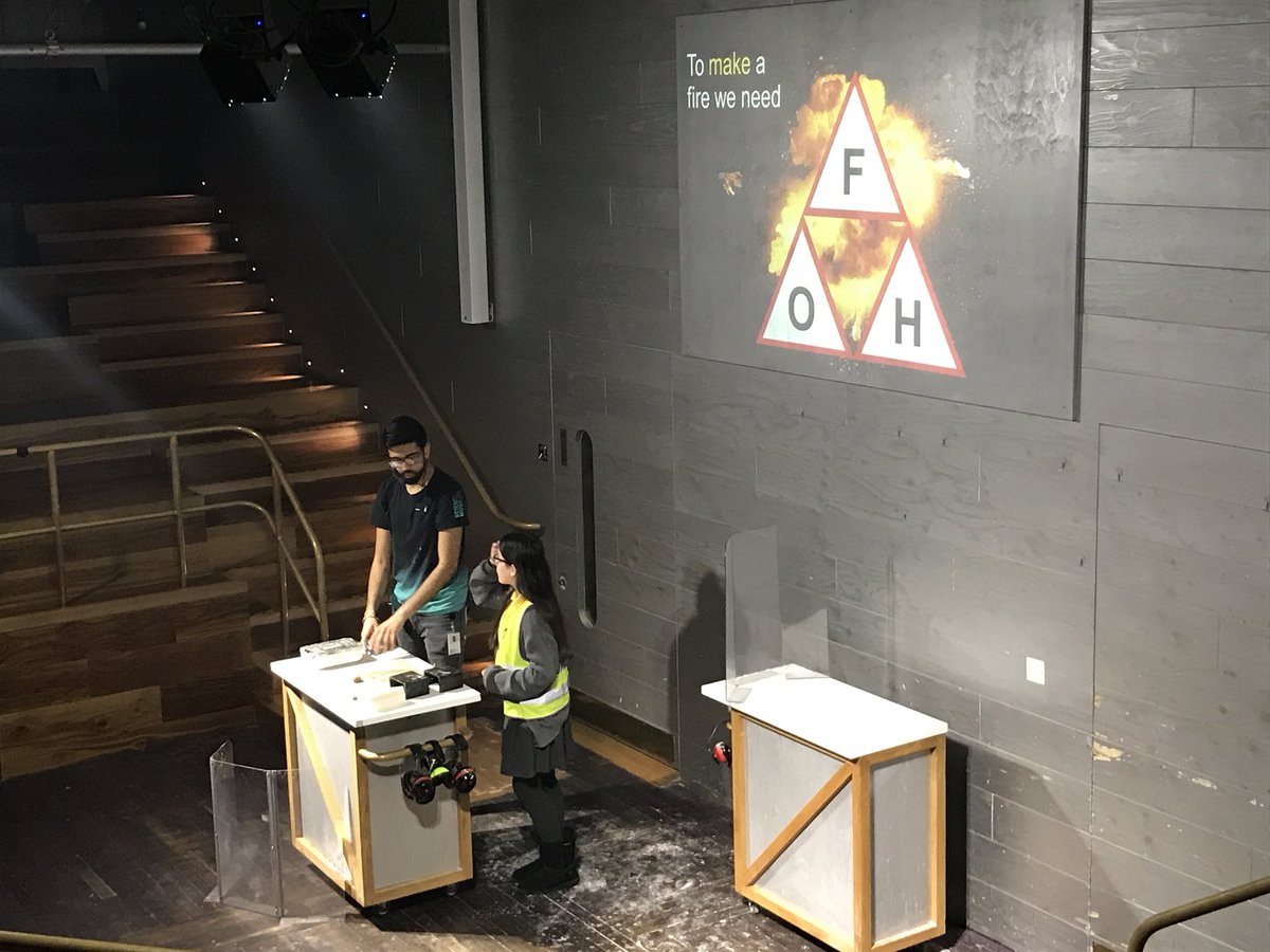 mcorrpala's tweet photo. Year 6 are learning about energy and fire... at the Science Museum @ReayPrimary #thesciencemuseum #science https://t.co/F0kEMoLpxU