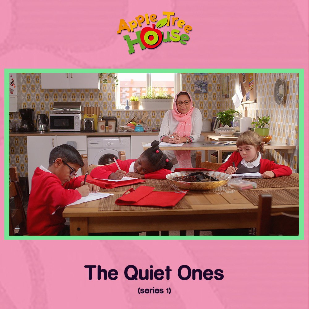 How many different ways there are for people to communicate...without speaking? 🤫💭 

Today on <a href="/CBeebiesHQ/">CBeebies Parenting</a> at 5:30pm! #AppleTreeHouse
