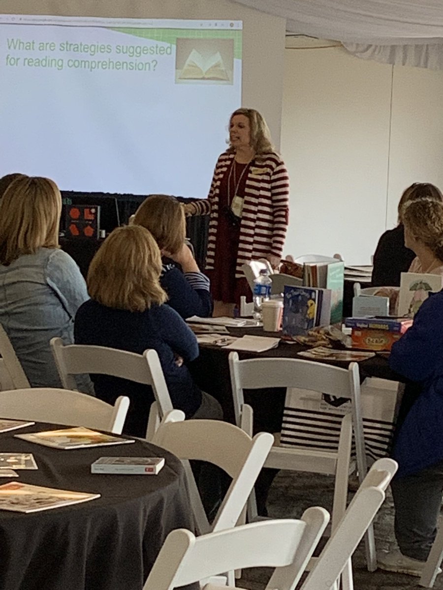 dcrescitelli's tweet photo. My friend, @JulesAdams1975 connecting literacy and mathematics in primary grades! #NoSilos #2019KCMConference https://t.co/hCh6dmh1Tf