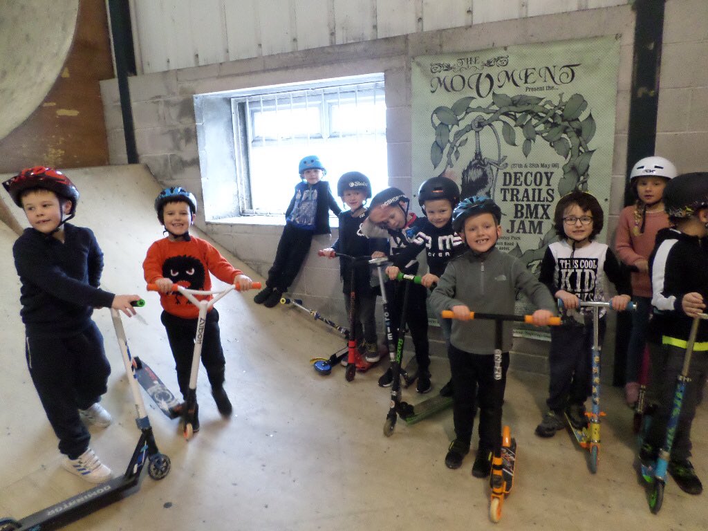 School bookings are taking place at the lodge. These year 2s loved our scooter and skateboard coaching sessions on Friday. #school #procyclecentre #wheeledsports @ProCycleCentre #devonhour