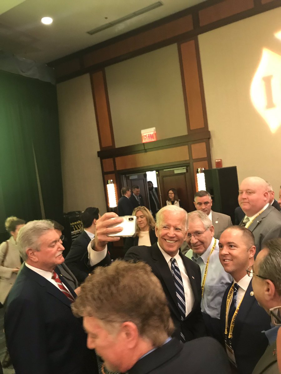 WorcesterFD1009's tweet image. Tons of energy in the room today for Fmr V.President @JoeBiden. Joe has been a Union ally his entire career. Great Speech Joe! #IAFFlegCon #RunJoeRun
